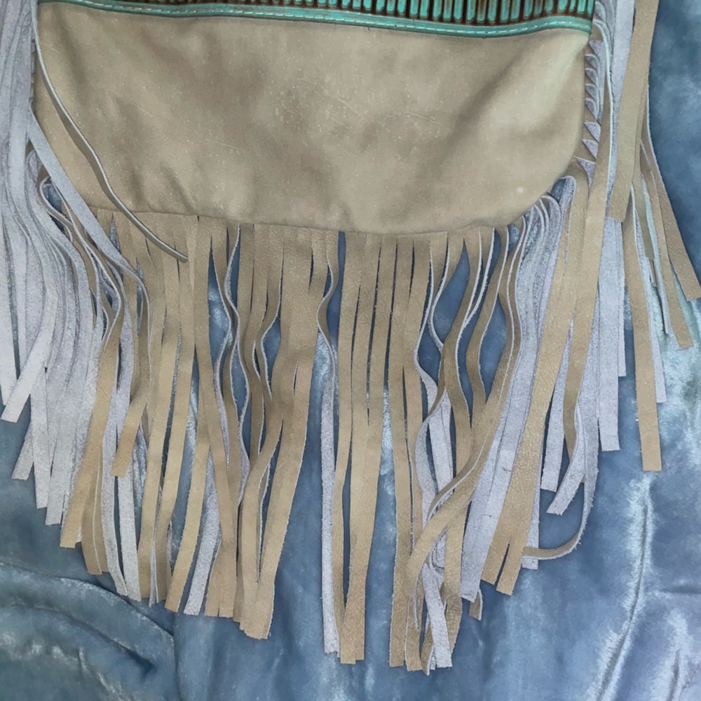 new 15*13 side leather Fringe Boho Tan and Teal Crossbody Bag - Picture 3 of 6